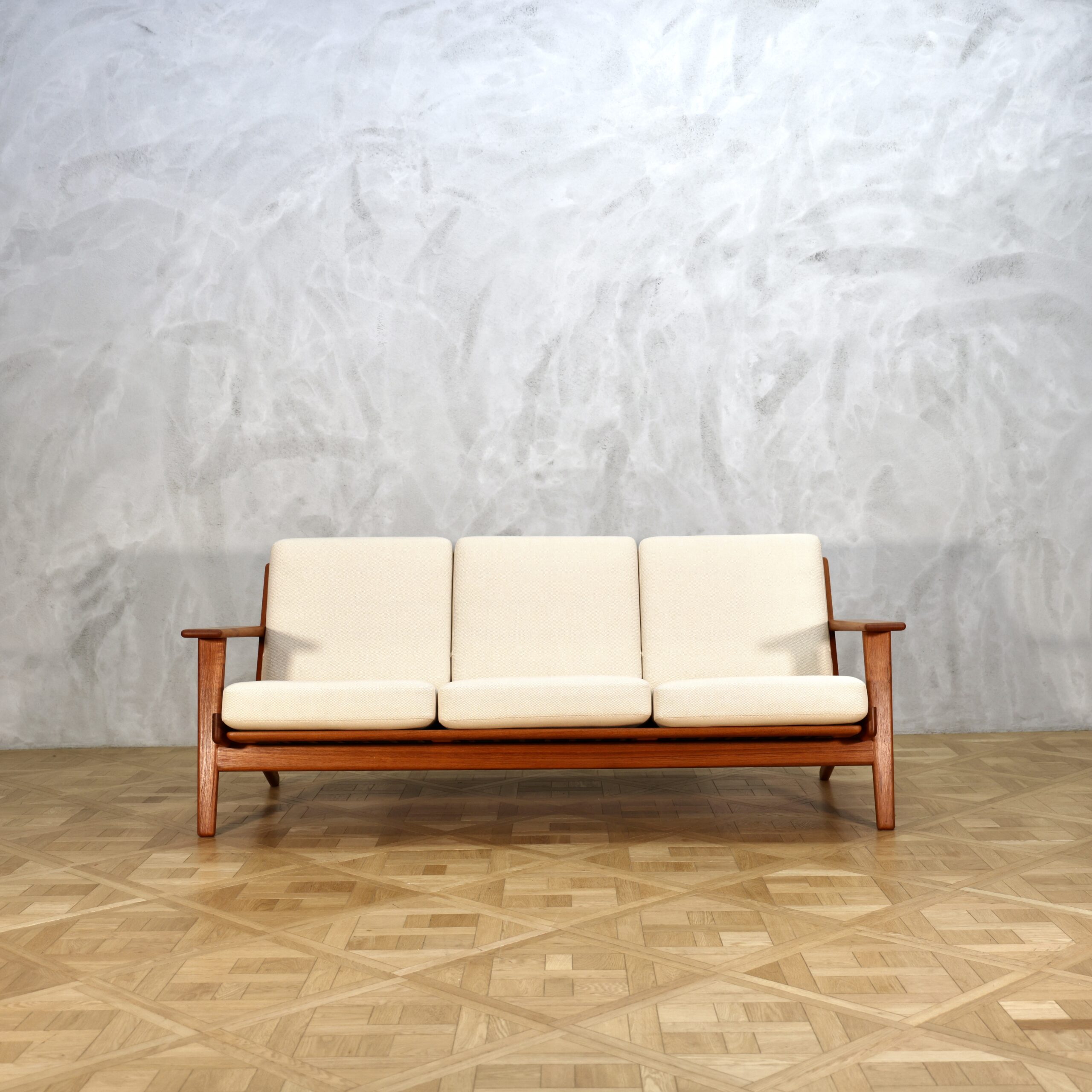 Hans J. Wegner GE290 Sofa Teak - MOTO FURNITURE 北欧家具