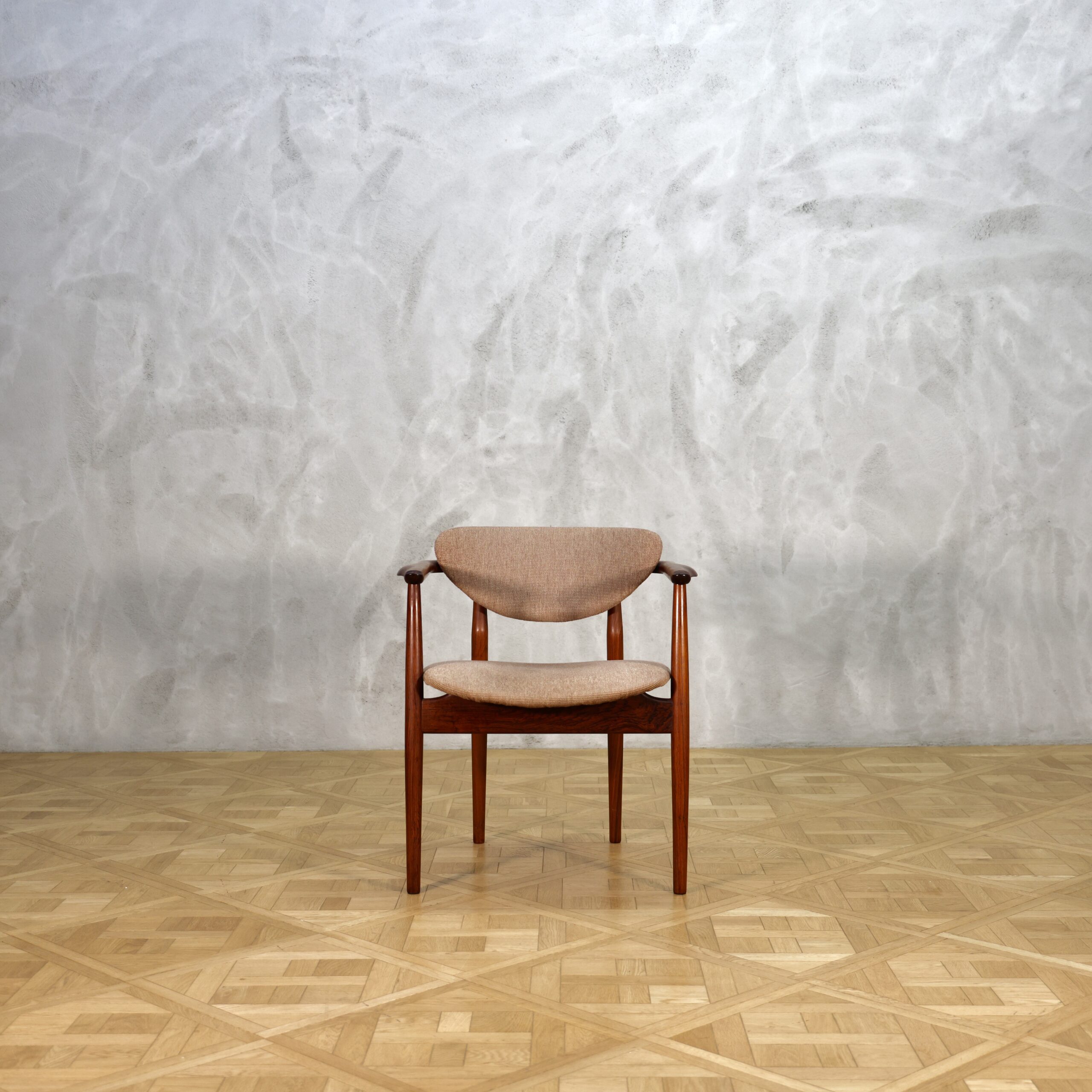 Finn Juhl NV55 Arm Chair Rosewood - MOTO FURNITURE 北欧家具