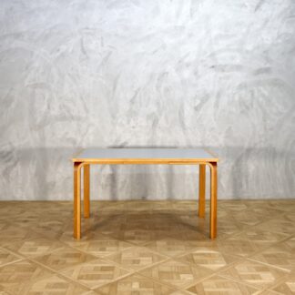 Magnus Olesen 2000 Series Table