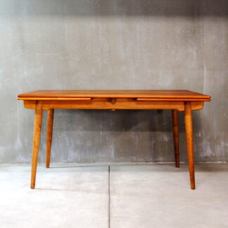 Hans J. Wegner AT312 dining table A