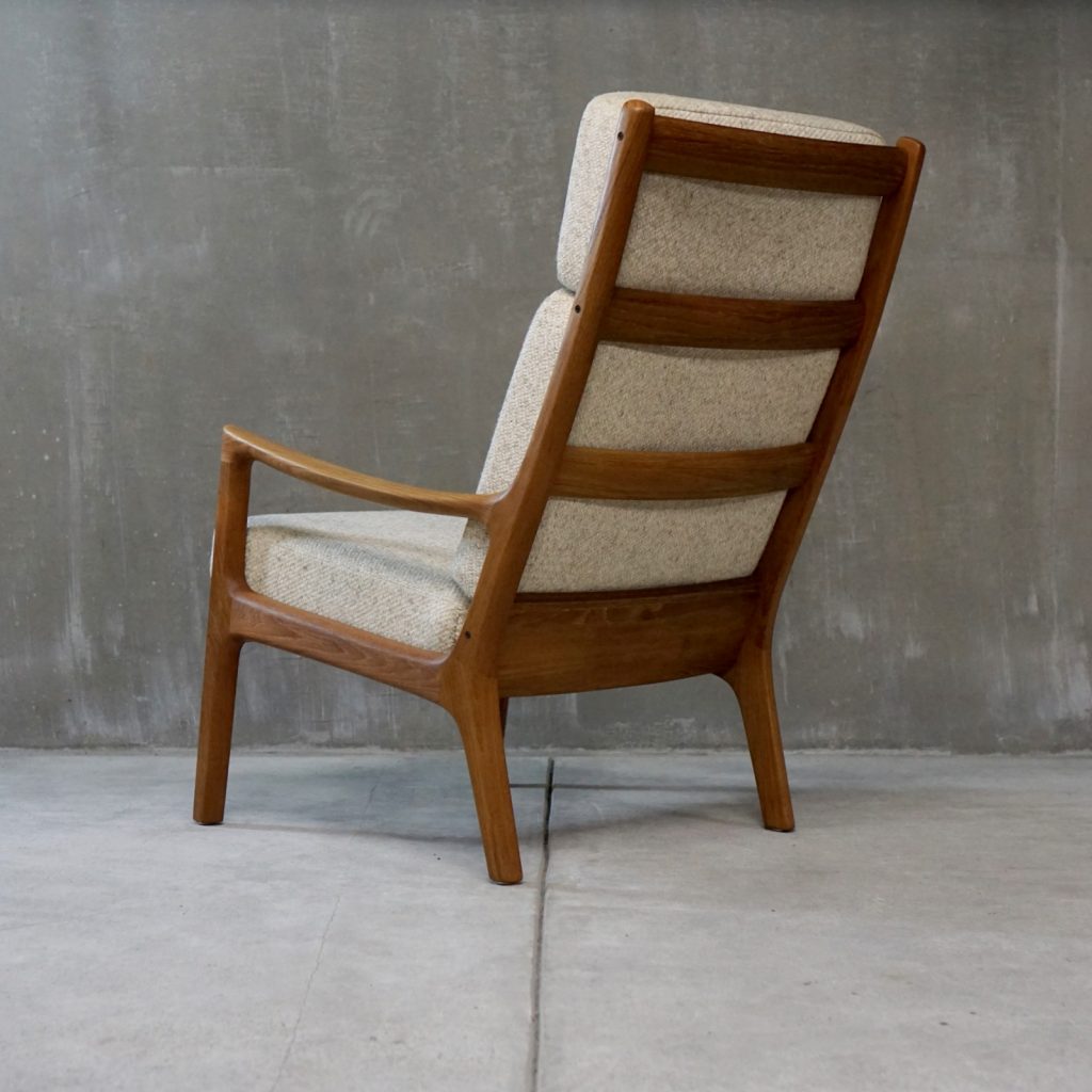 Ole Wanscher Senator Highback Lounge Chair with Ottoman - MOTO