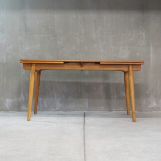 Hans J. Wegner AT312 dining table B