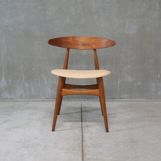 Hans J. Wegner CH33