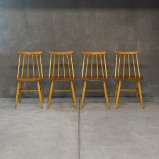 Ilmari Tapiovaara Fanett chair