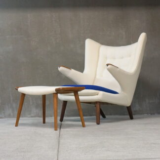 Hans J. Wegner AP-19 Bear Chair with Ottoman