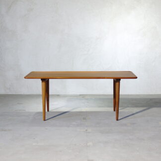 Hans J. Wegner AT11 Coffee Table