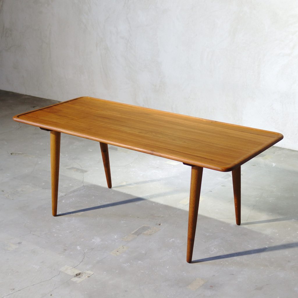 Hans J. Wegner AT11 Coffee Table - MOTO FURNITURE 北欧家具