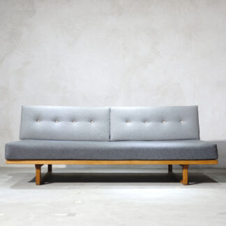 Borge Mogensen Model 4312 daybed