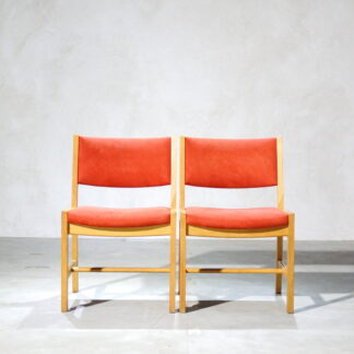 Hans J. Wegner Conference Chair Red