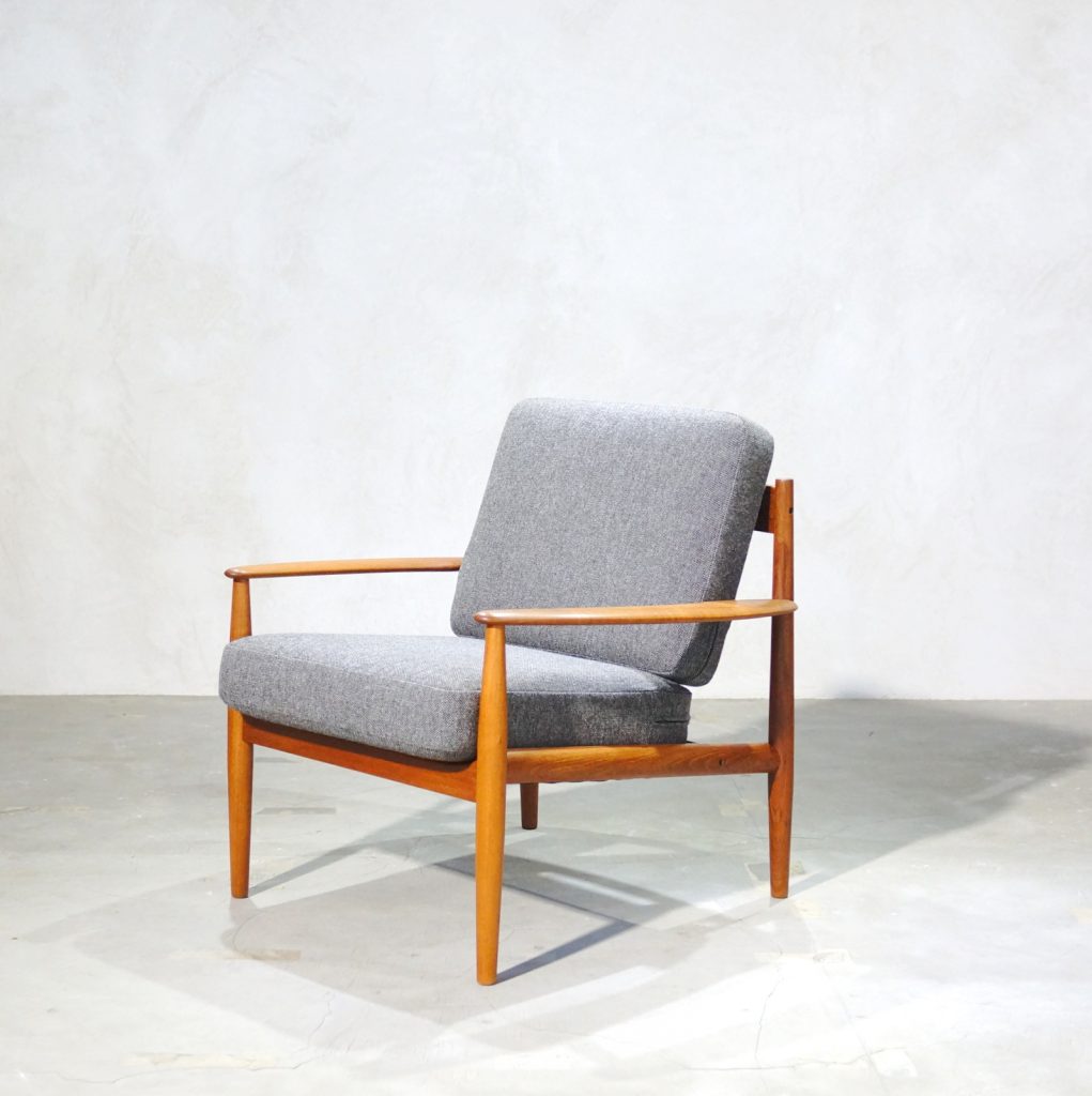 Grete Jalk Easy Chair - MOTO FURNITURE 北欧家具 ウェグナー