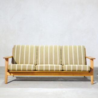 Hans J. Wegner GE290 3 Seater Oak