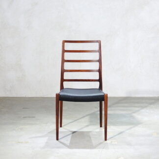 Niels Otto Moller Model82 Rosewood