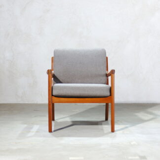 Ole Wanscher Model169 Senator Easy Chair