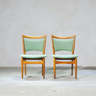 Finn Juhl Soren Willadsen Model 86 Green Fabric