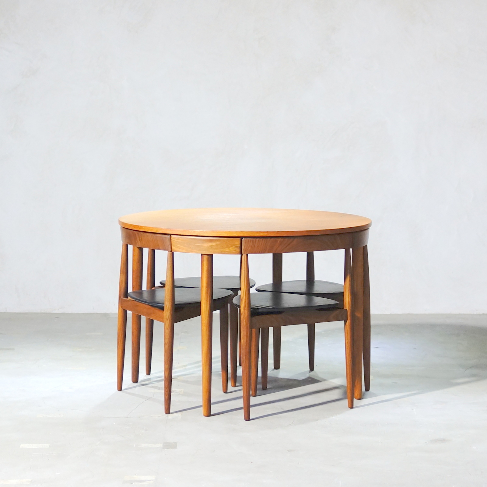 Hans Olsen Dining Set - MOTO FURNITURE 北欧家具 ウェグナー