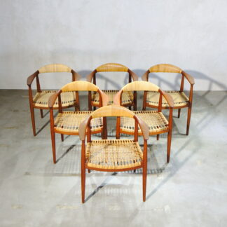 Hans J. Wegner JH 501