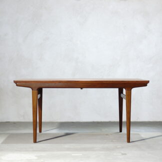 Johannes Andersen Extension Dining Table(201804)