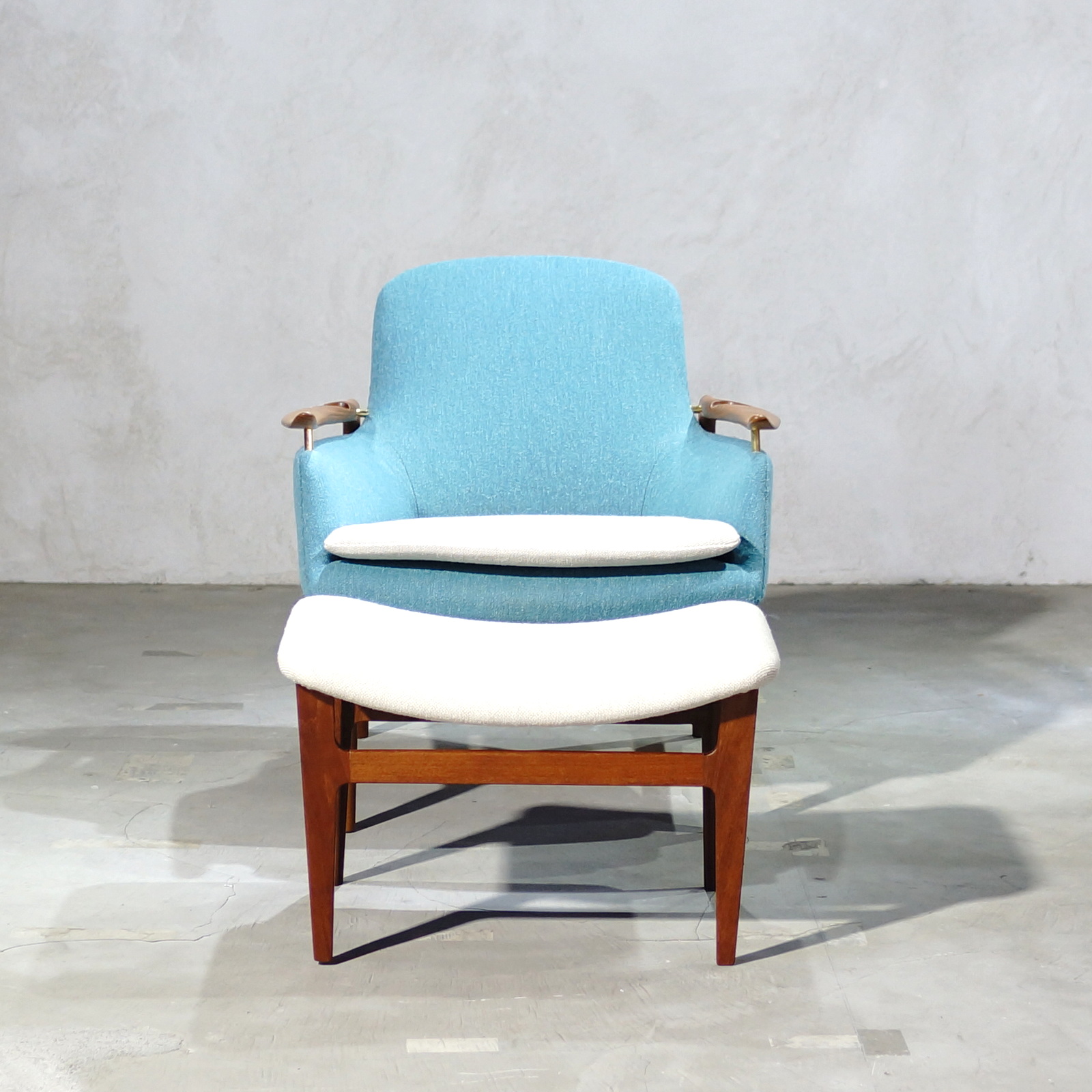 Finn Juhl NV53(201805) - MOTO FURNITURE 北欧家具 ウェグナー