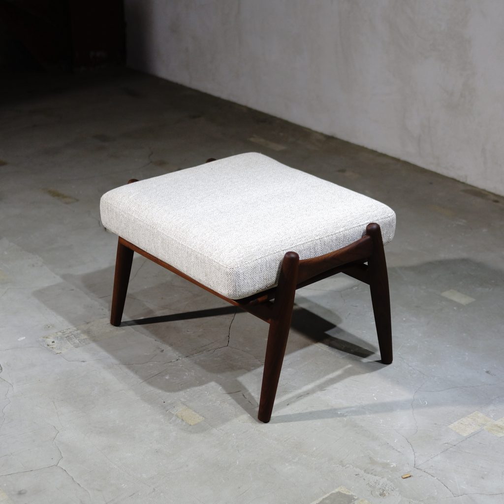 Hans J. Wegner GE240 GE260 GE270 Ottoman - MOTO FURNITURE 北欧家具
