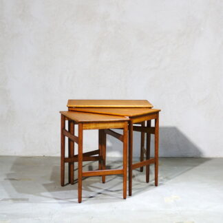Hans J. Wegner AT40 Nesting Tables (201810A)
