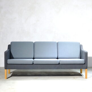 Borge Mogensen Model 2323 Sofa