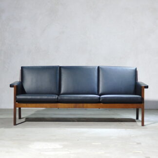 Hans J. Wegner GE50 3 Seater Dark Oak (201812)