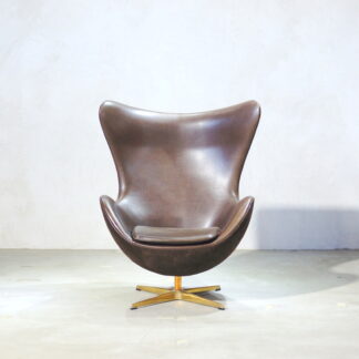 Arne Jacobsen Egg Chair Limited Edition