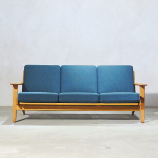 Hans J. Wegner GE290 3 Seater Oak