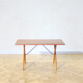 Hans J. Wegner AT-308 Coffee Table