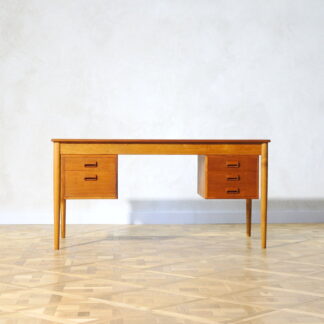 Børge Mogensen Model 130 Desk