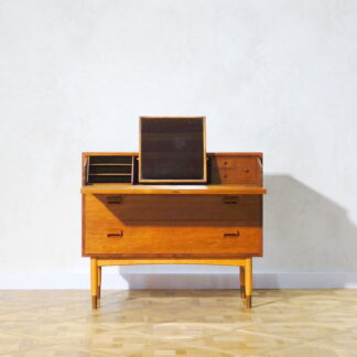 Børge Mogensen Model133 Chest Dresser