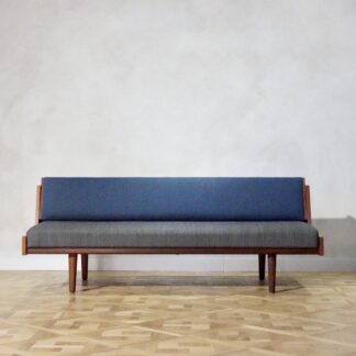 Hans J. Wegner GE258 Daybed Teak