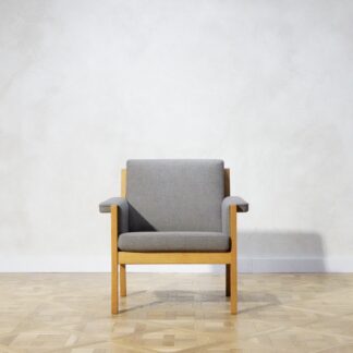 Hans J. Wegner GE50 1Seater Sofa Oak