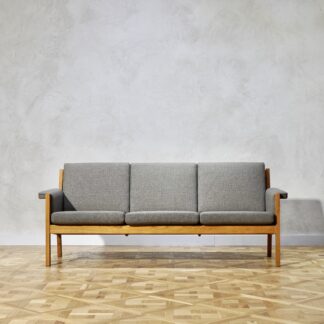 Hans J. Wegner GE50 3Seater Sofa Oak