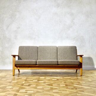 Hans J. Wegner GE290 3 Seater Oak