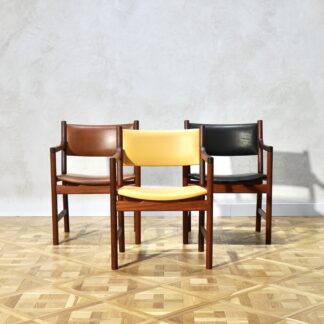 Hans J. Wegner JH250 Mahogany