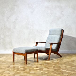 Hans J. Wegner GE290 High Back Teak with Ottoman