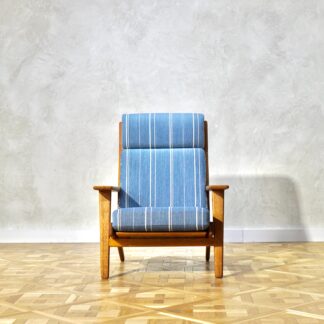 Hans J. Wegner GE290 High Back Oak