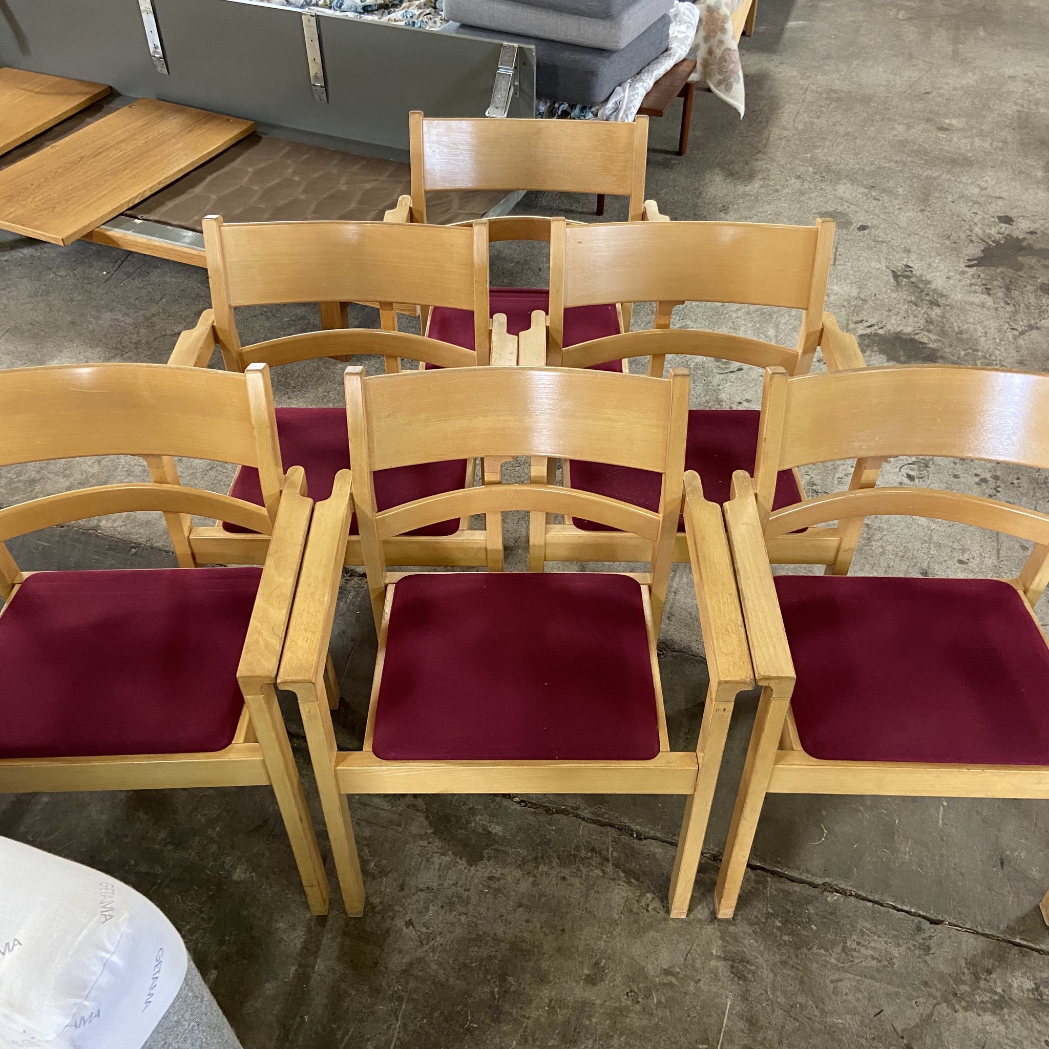 GETAMA カンファレンスチェア　座面外し