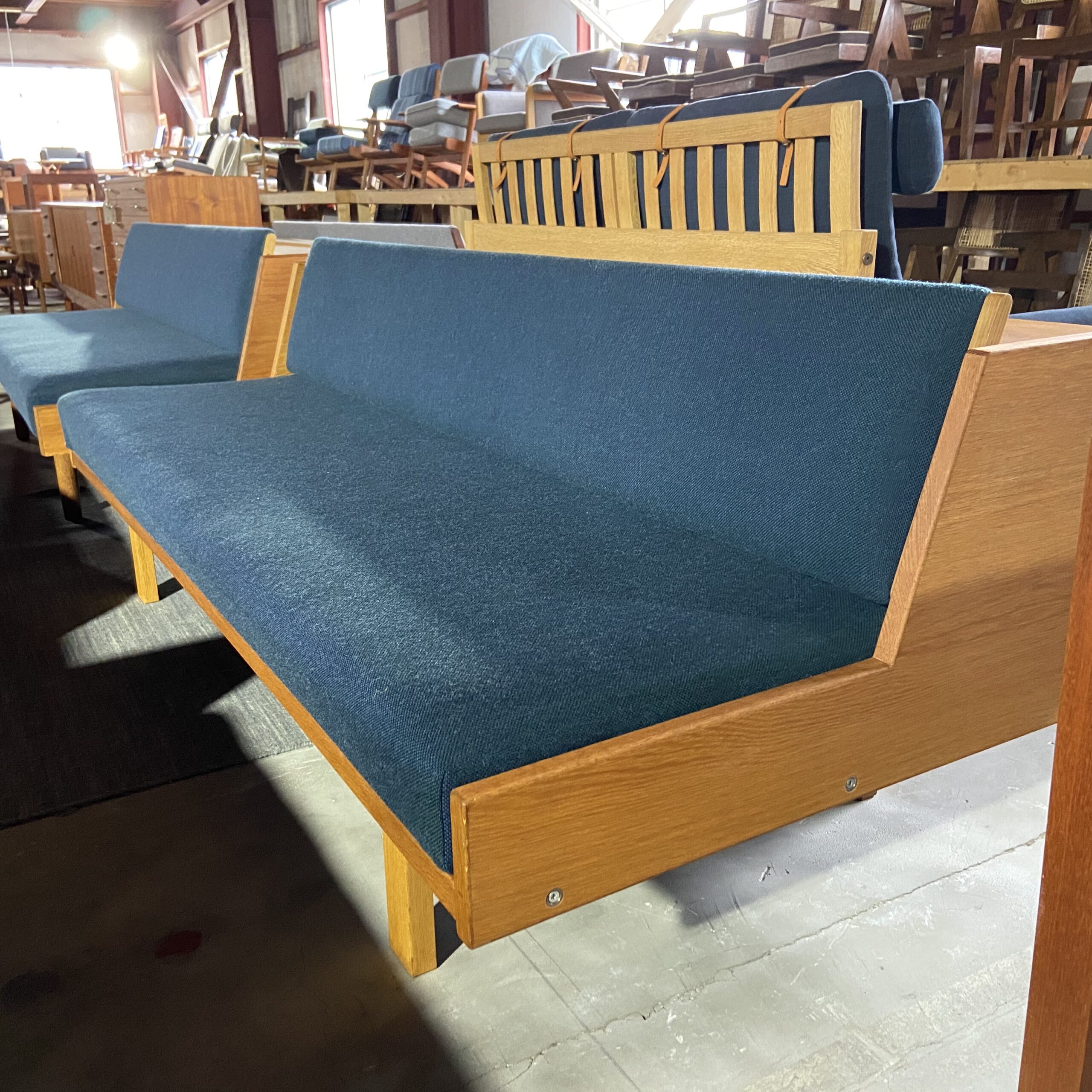 Hans J. Wegner（ウェグナー） GE258 デイベッド　塗装