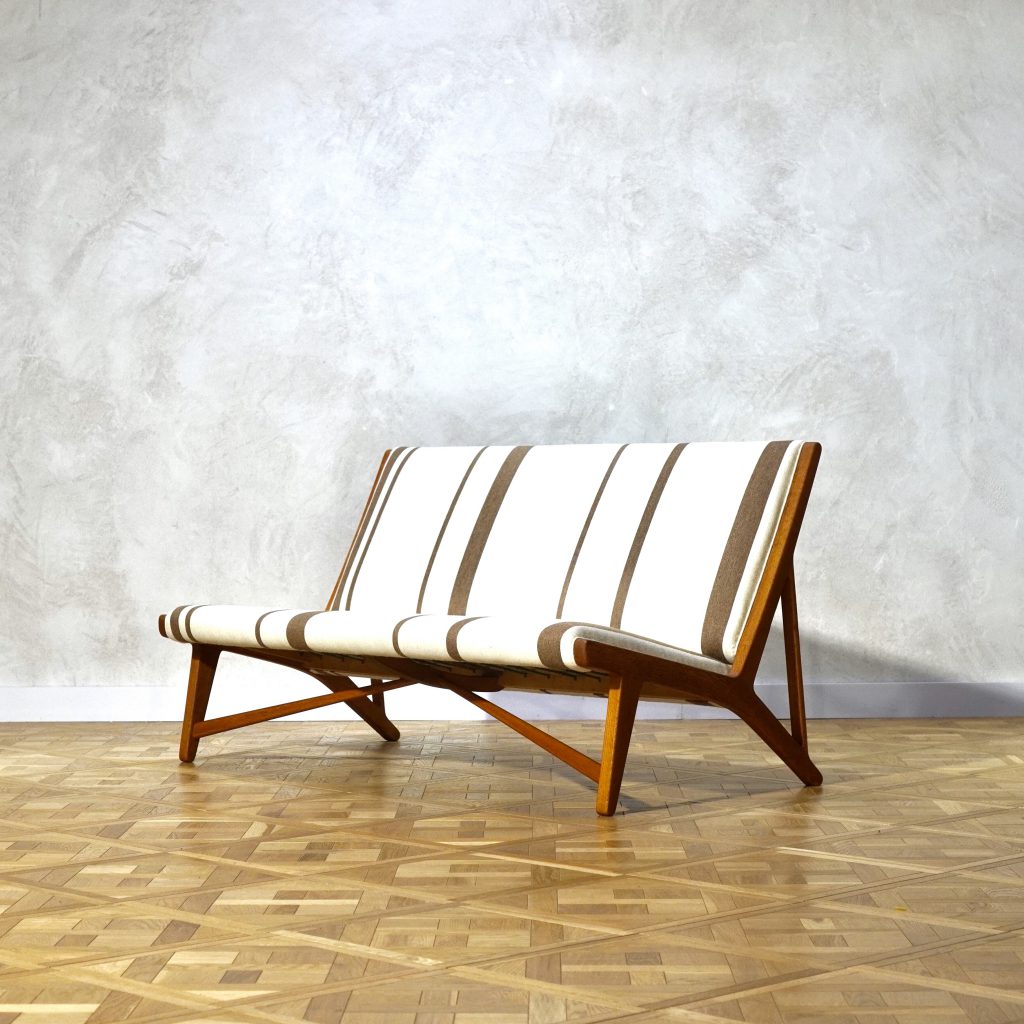 Hans J. Wegner JH555 Sofa Bench - MOTO FURNITURE 北欧家具