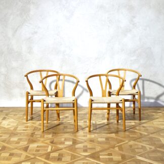 Hans J. Wegner CH24 Y Chair