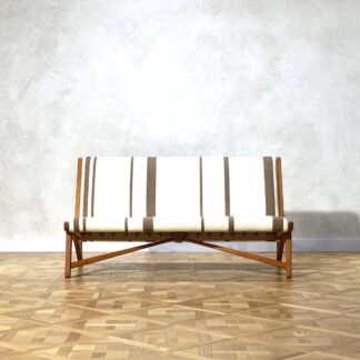 Hans J. Wegner JH555 Sofa Bench