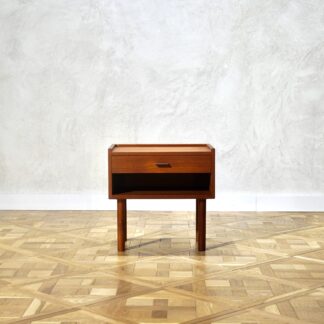 Hans J. Wegner RY430 Teak