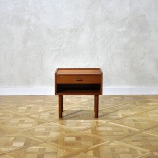 Hans J. Wegner RY430 Teak