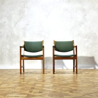 Hans J. Wegner Arm Chair Mahogany