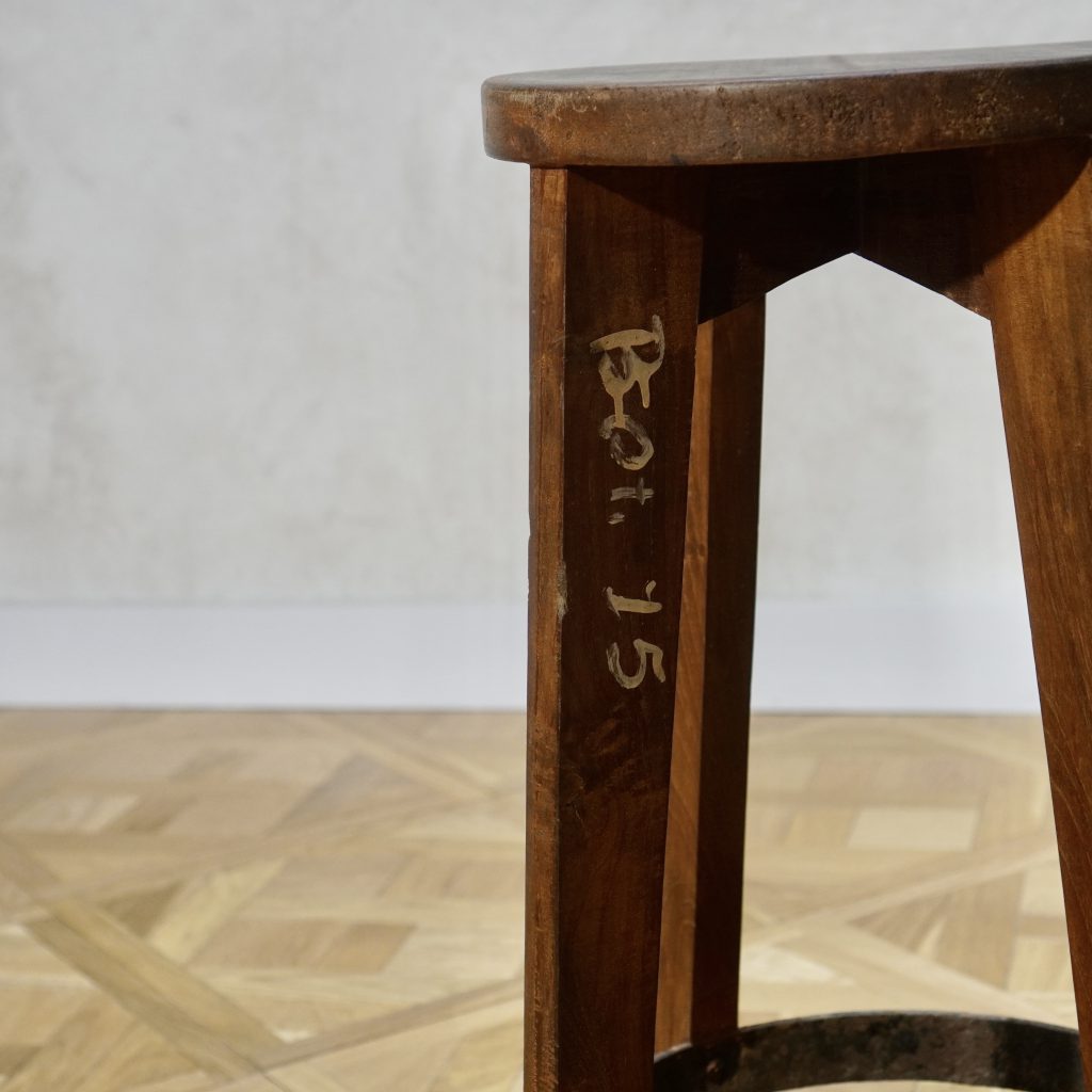 Pierre Jeanneret Stool - MOTO FURNITURE 北欧家具 ウェグナー