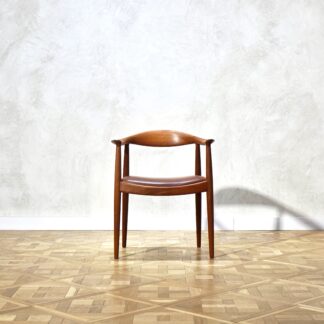 Hans J. Wegner JH 503 Mahogany