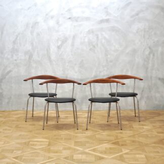 Hans J. Wegner PP701 Mahogany