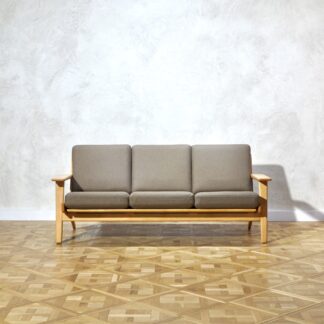 Hans J. Wegner GE290 3 Seater Beech